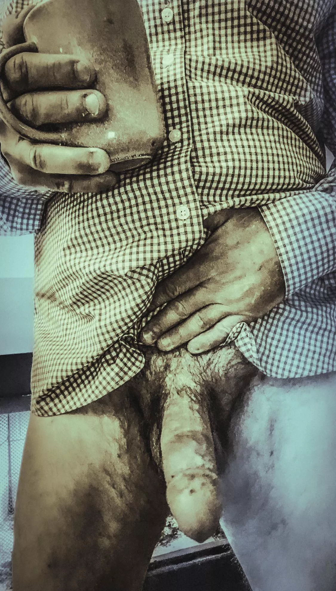 TGIF , here’s to another week in the books. Blessings to my fellow caf”fiends”