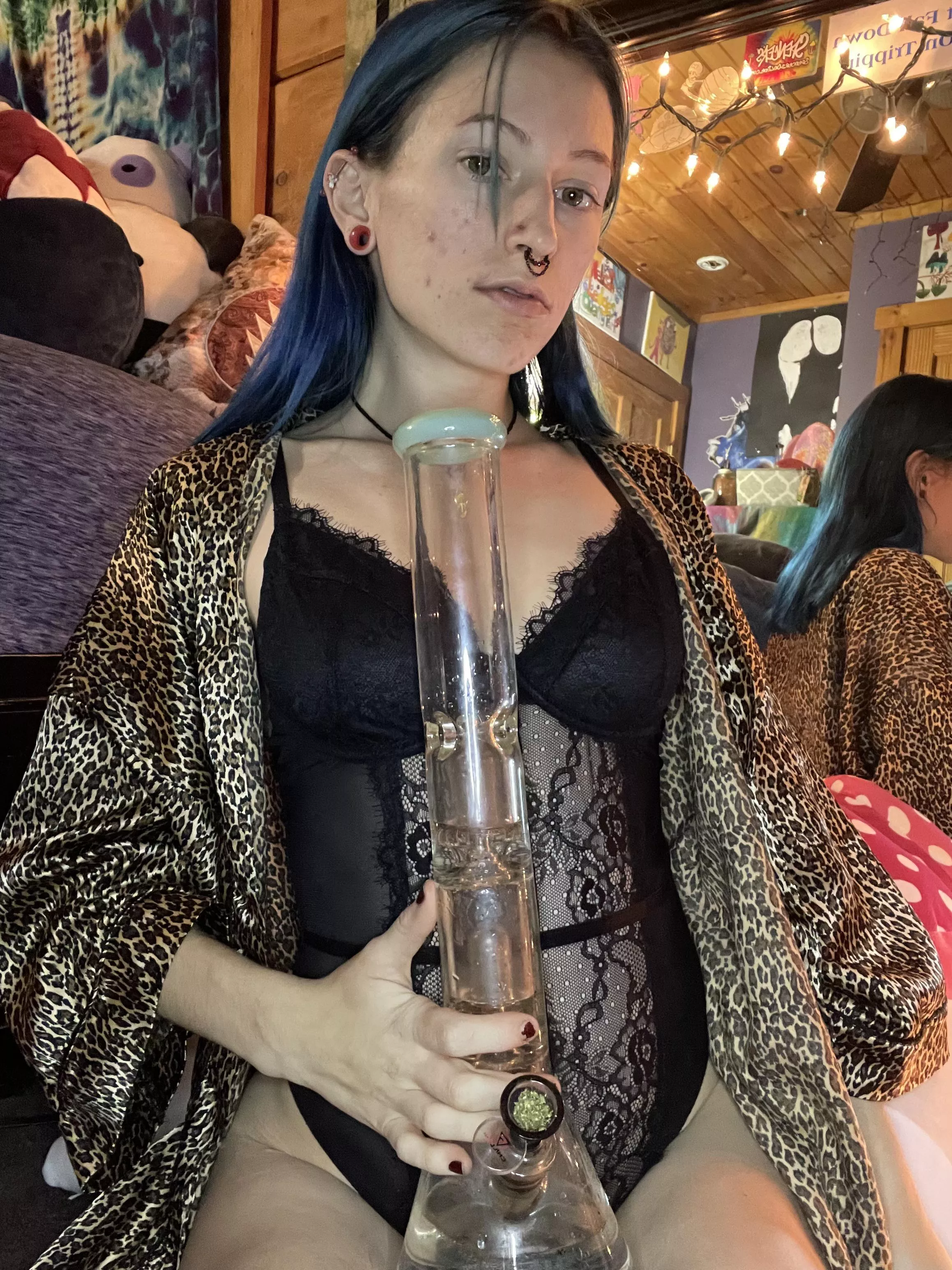 toke and stroke?🤔