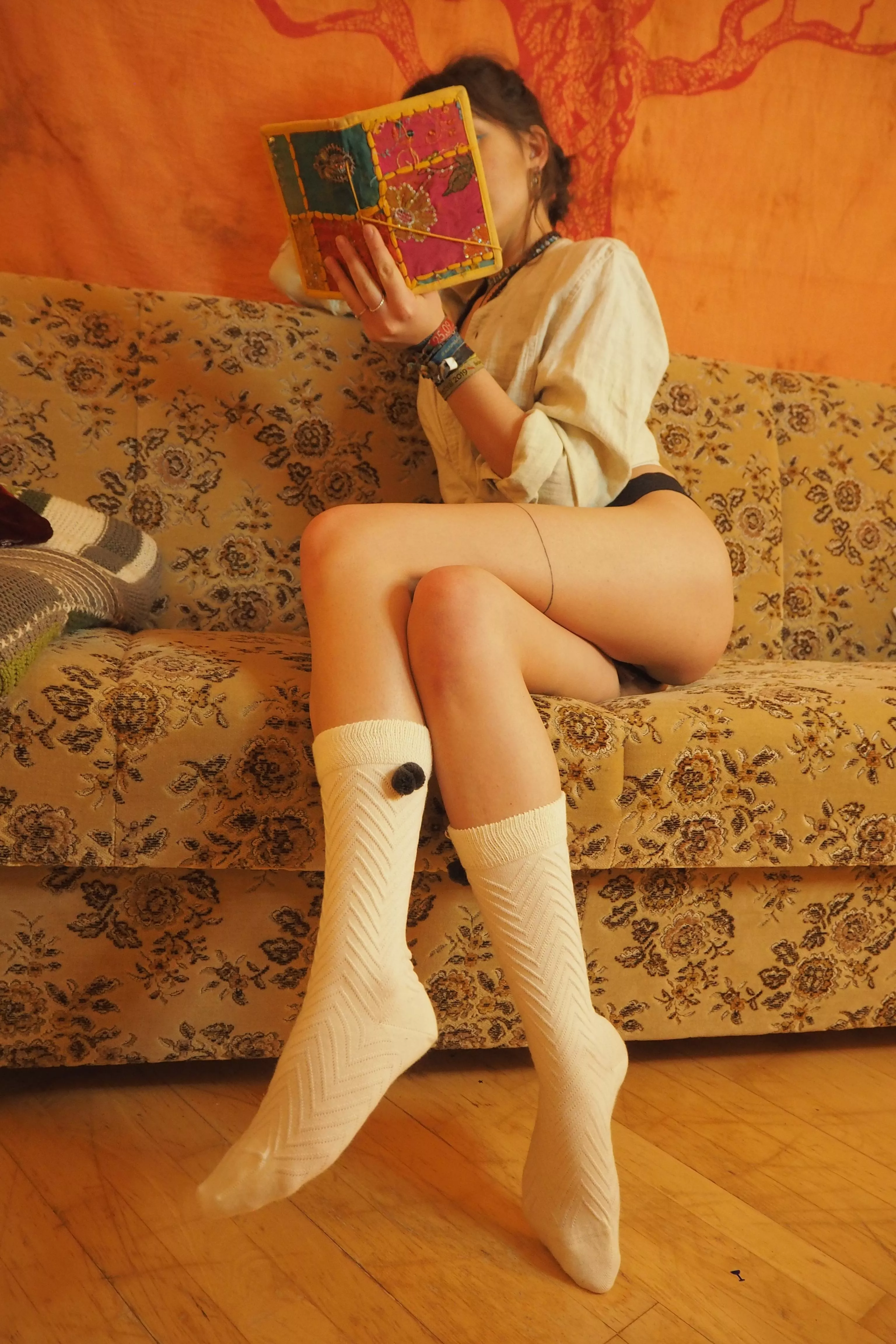 What could be better than a good book? Oh, right.. Sex ;P