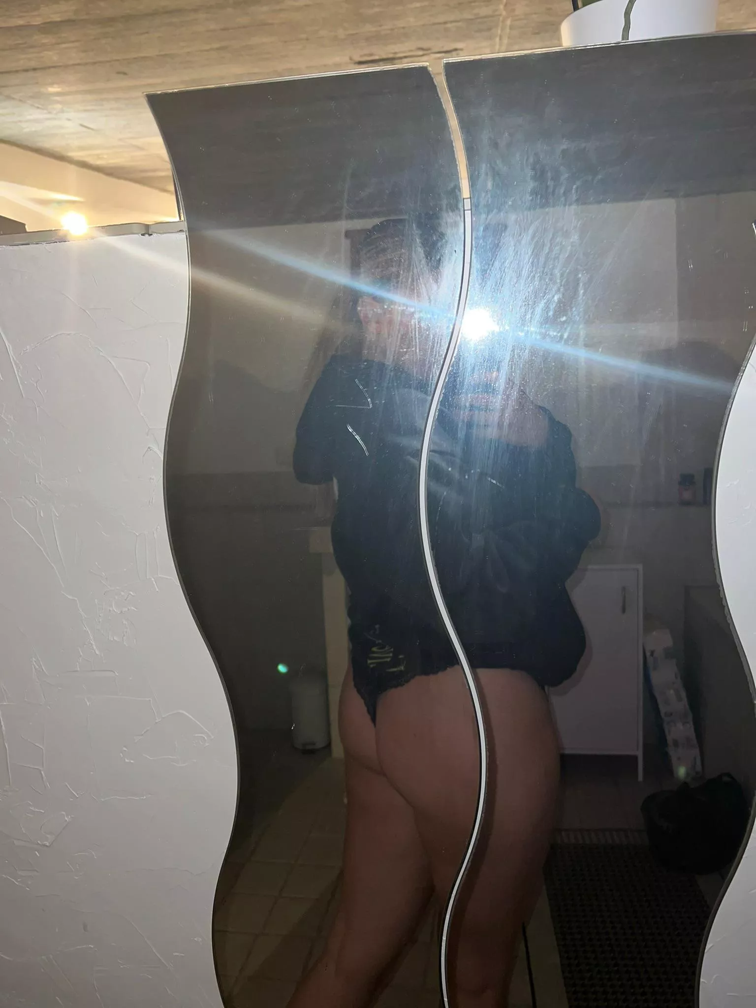 Would you hold my hand on the first date?