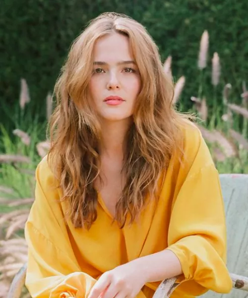 Zoey Deutch