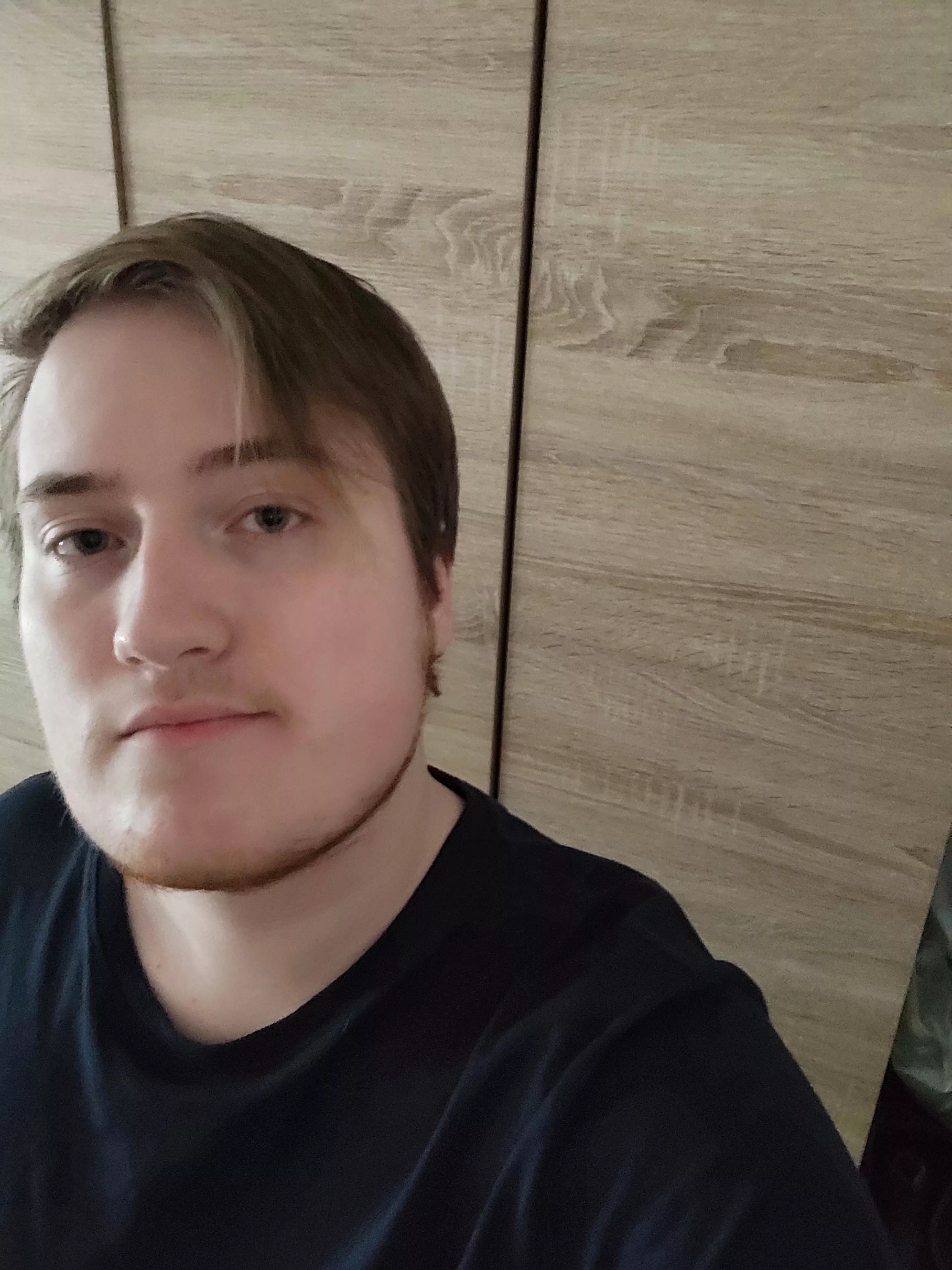 23 little chubby, looking for a longterm buddy or a boyfriend(twink+++, jock, otter, average+++), not just nsfw, wanna chat too, if you can be verbal+, face+++ Be+18 please Add only if you show face tariash3