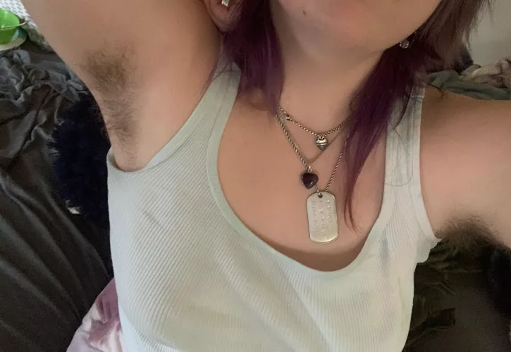 anyone else prefer men’s deodorant than womans? the woman’s scents just don’t seem to cover up the BO