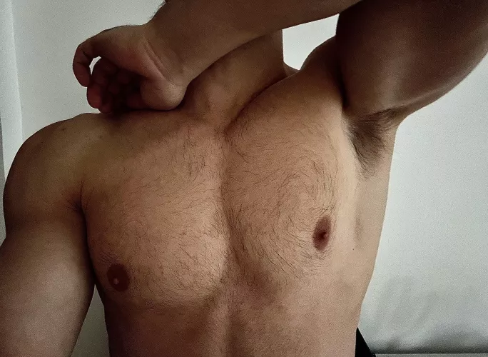 Back from the GYM! Sniff my sweat armpit! 😈🍆🐽