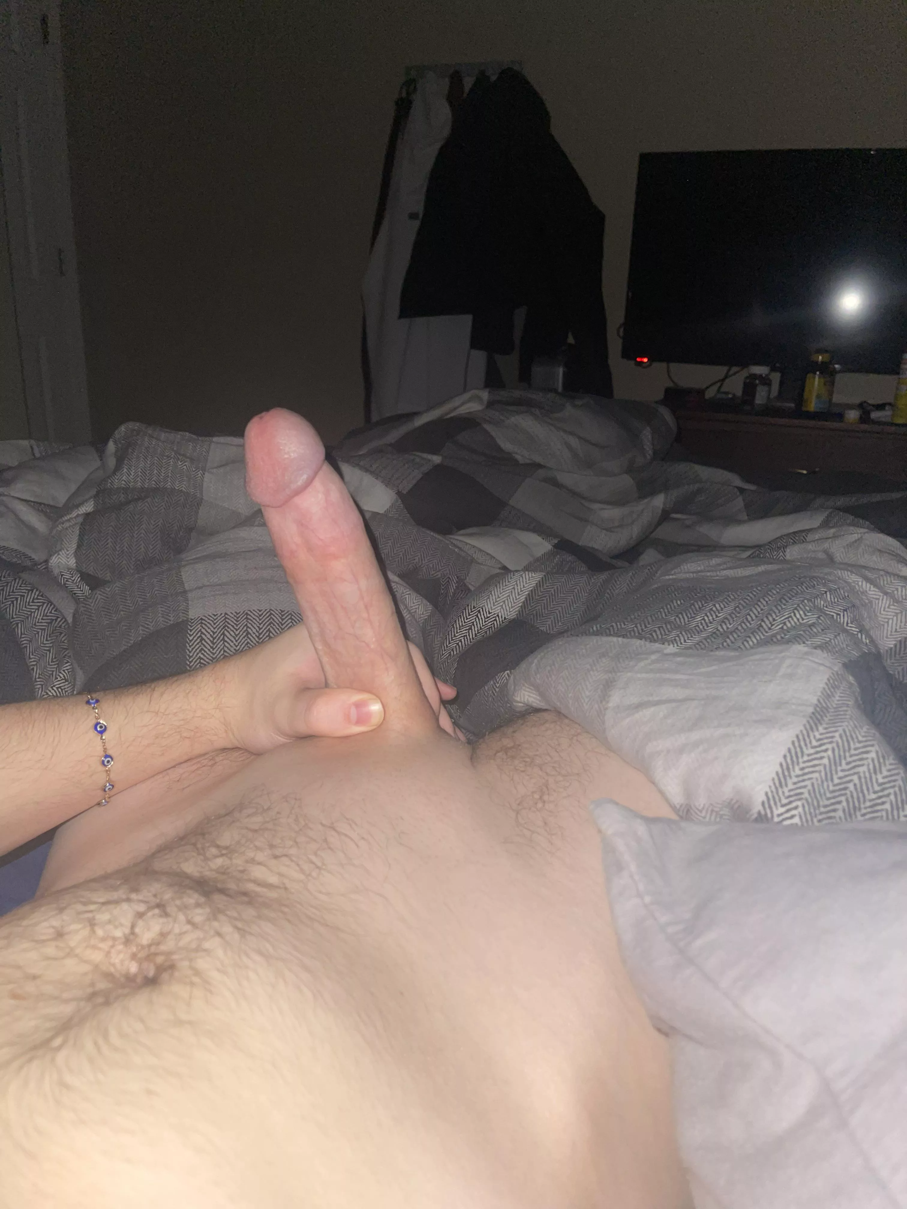 be honest how many of you would give me head?