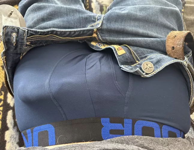 Current cock outline