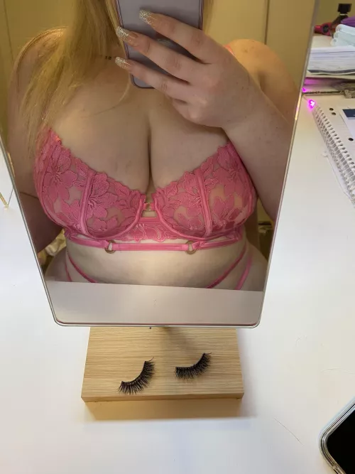 Do you like the colour pink?