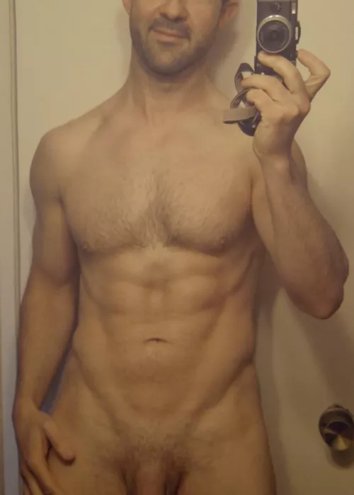 Do you wish you could see more at the top or bottom of my pic?