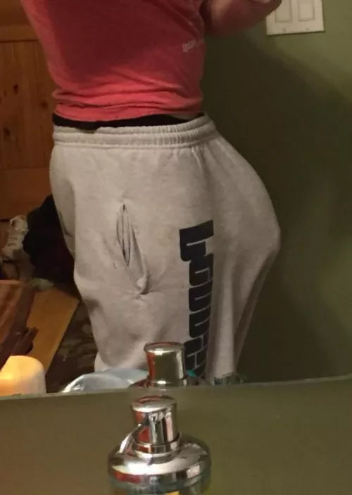 Dont mind my big bulge