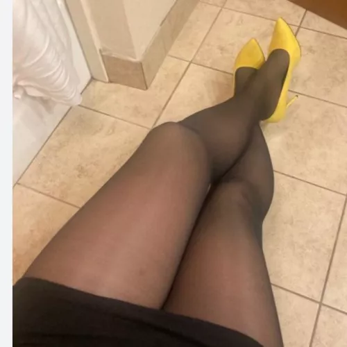 fun fact , I never ware panties when I ware thigh highs ! 52(f)