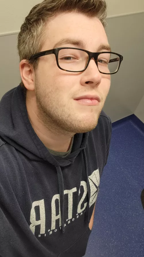 Happy weekend fellas! Enjoy it for me since I'm stuck working lol.