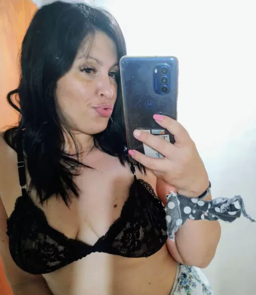 Hey baby, shall we talk?