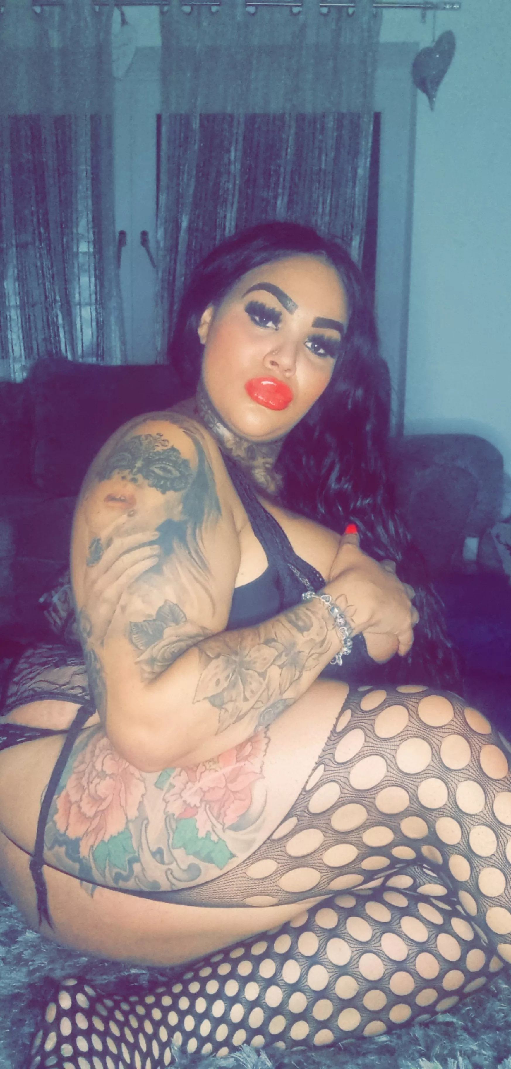 Hope you're a fan of my messy hair cause it'll only get worse after I film for you later.