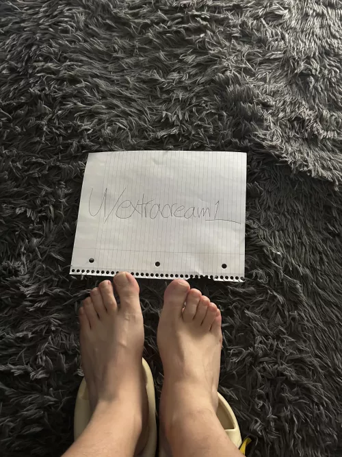 Hope you’re into sweaty, veiny feet.