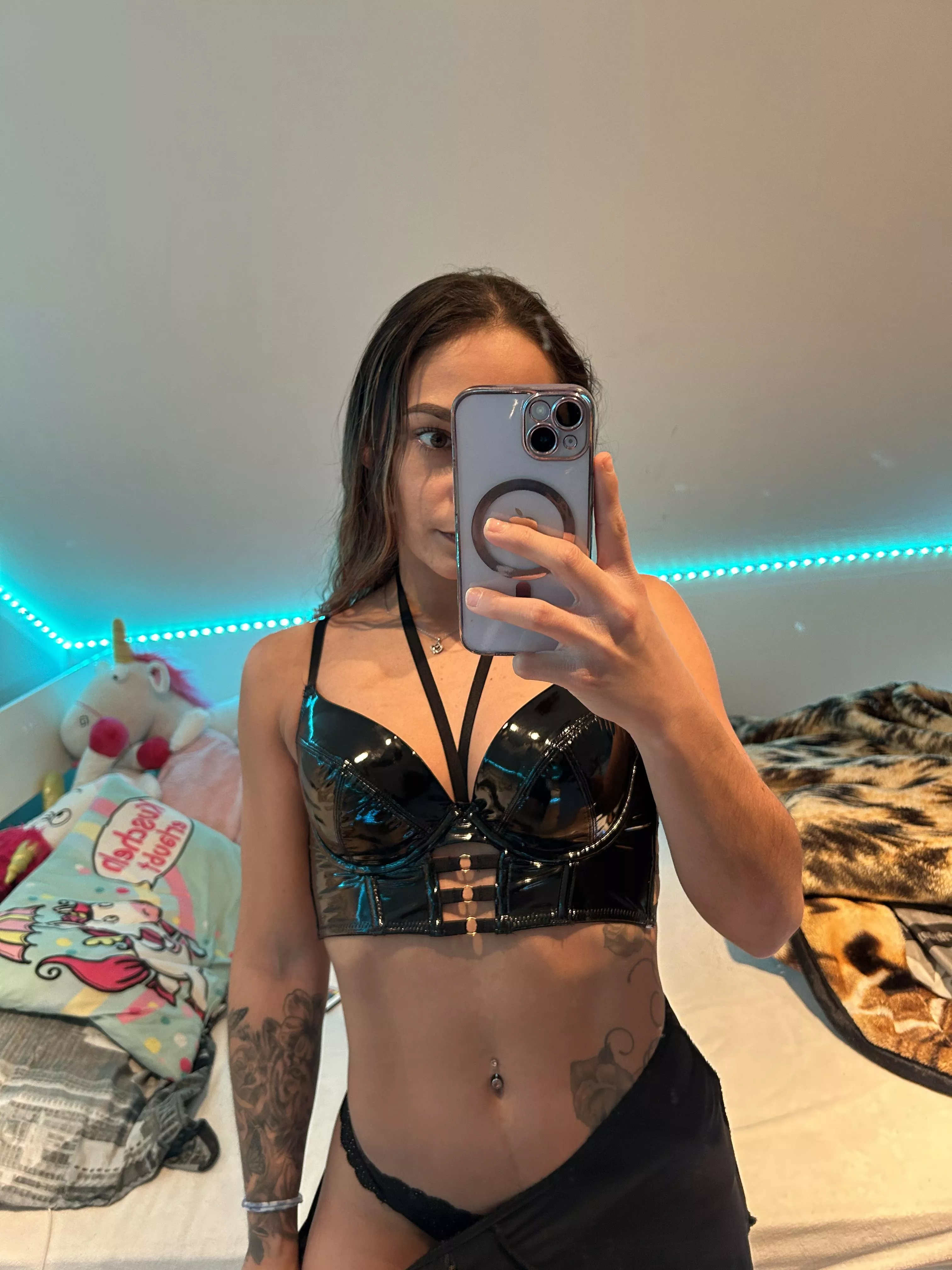 How do you find my new shiny bra ?😏😘