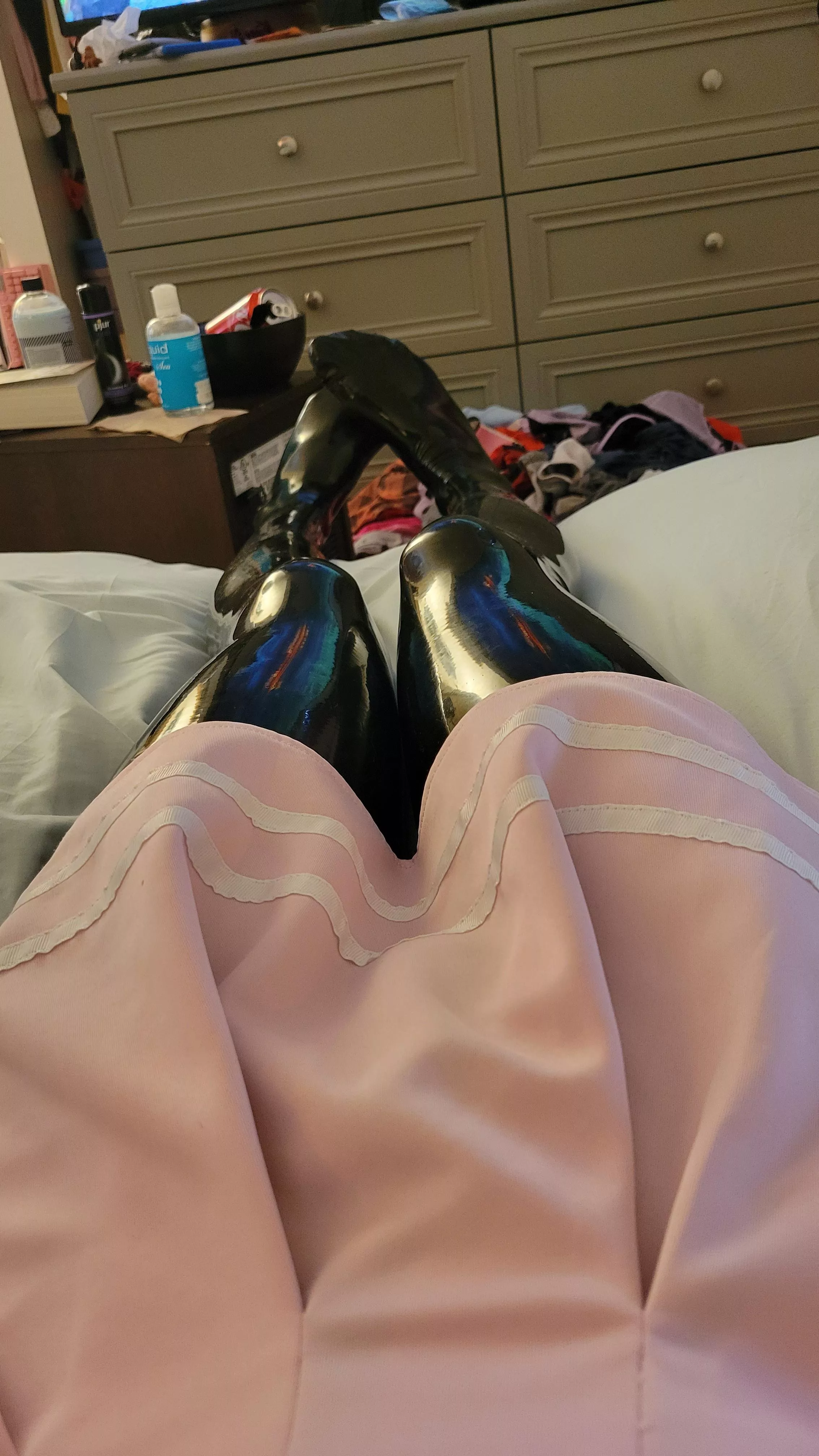 I just love wearing latex.