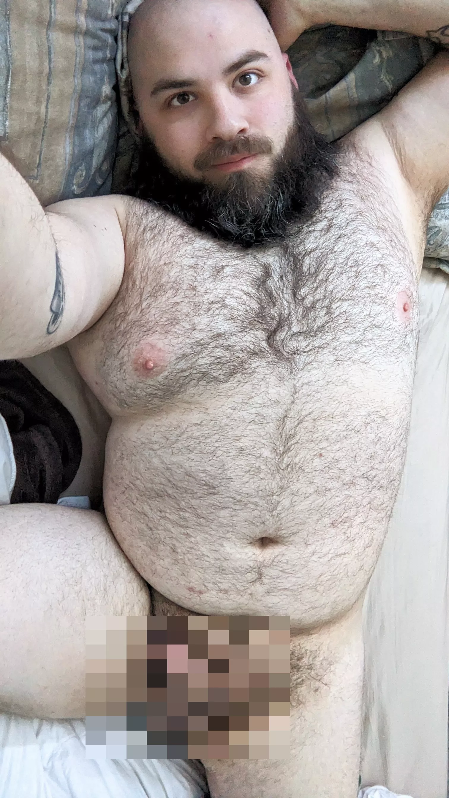 I just wanna lay in my bed