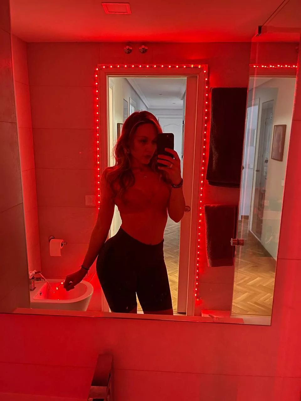 I Wanna make your cock twitch, can I?