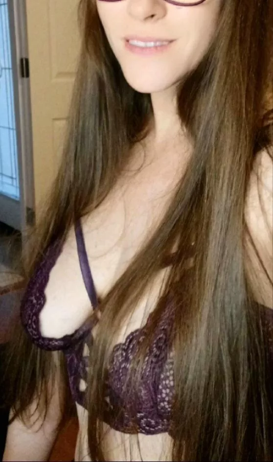 I'm shy, cum cover my face?