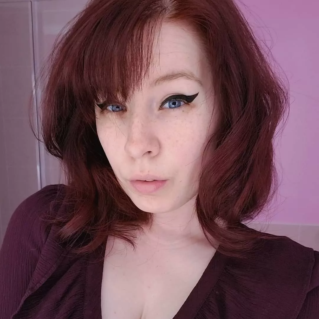 It's the freakin' weekend, baby