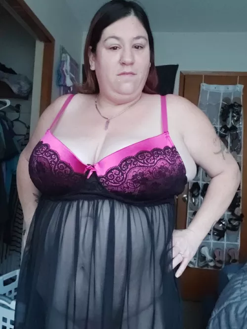 Looking for about 4 men to join a chat?