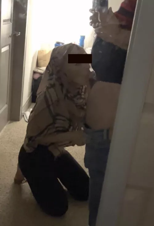 My skinny Muslim cumslut
