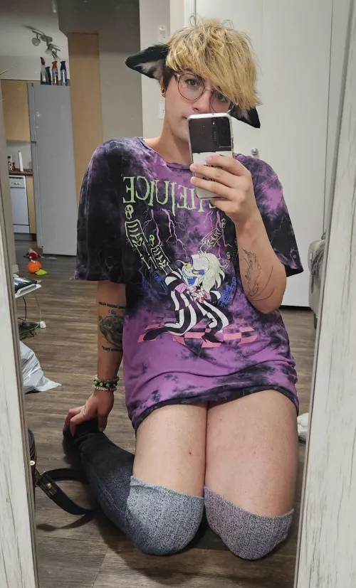 New cute ears I got 🐑💕✨️