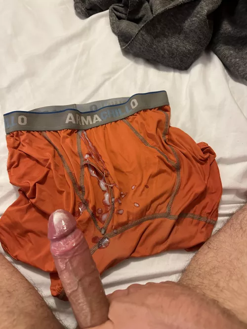 So much cum 💦💦