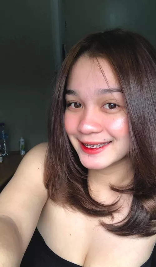 tryin' to get your attention.🤪🥰