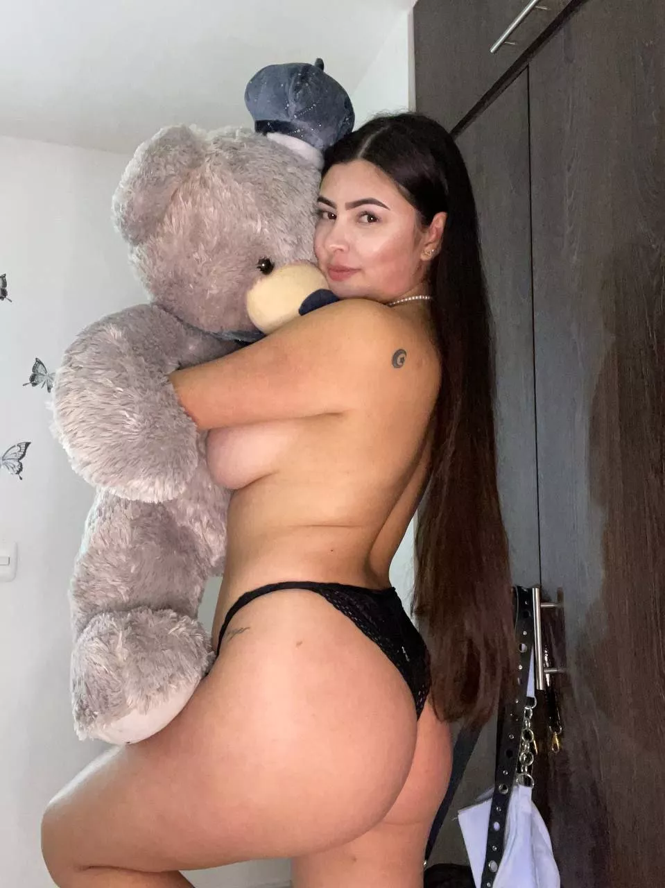 Wanna play with my cute ass baby?