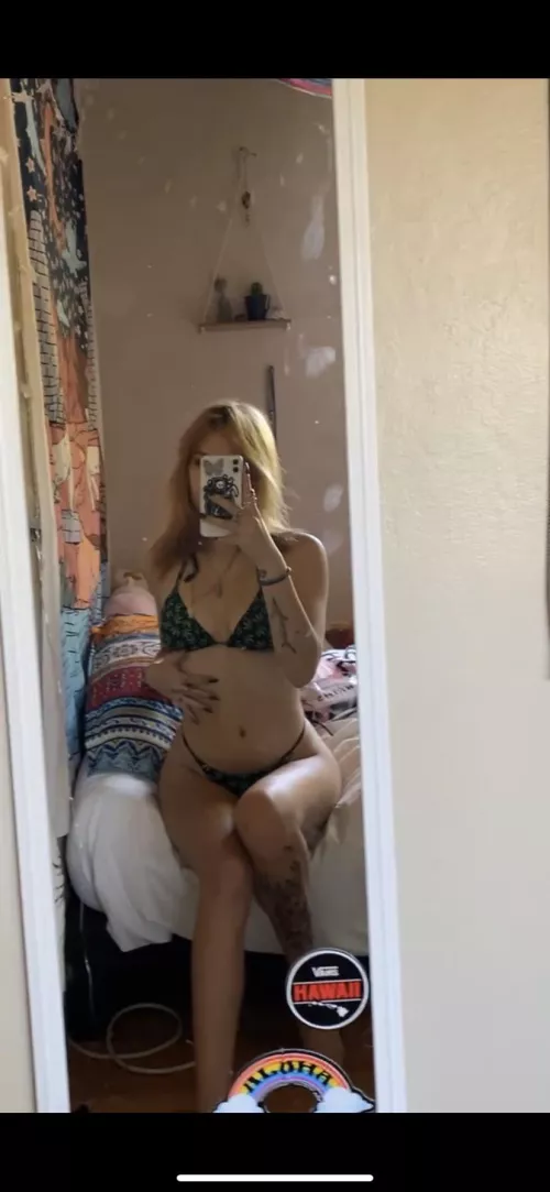 weed look good in bed together :)