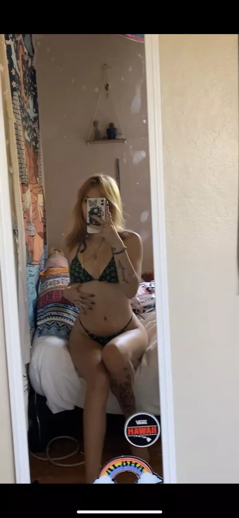 weed look good in bed together :)