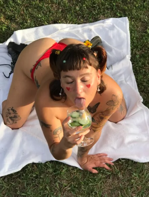 Well, this promises to be a lovely evening f28 🔥