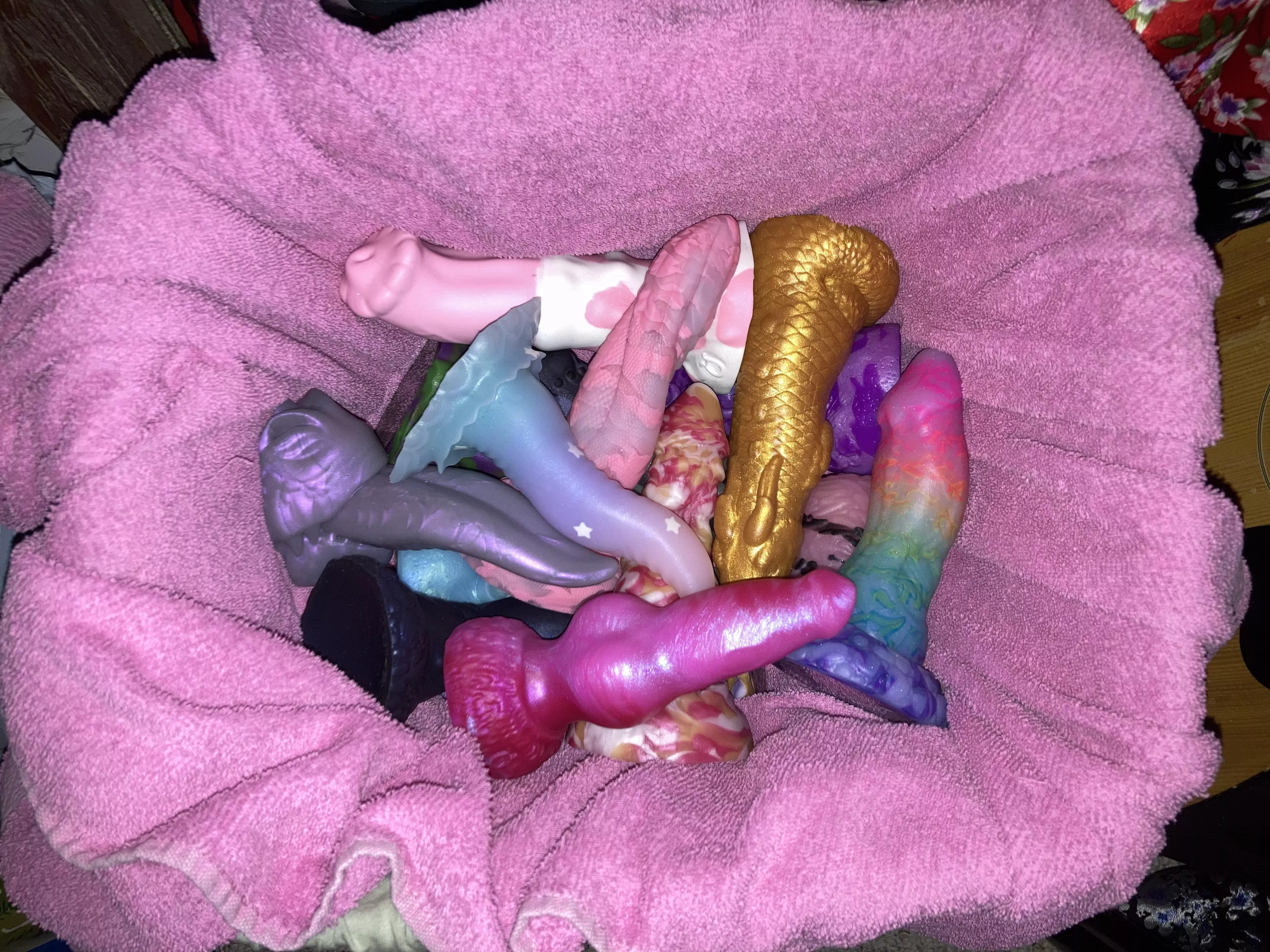 when your kids wont stay out of your room, so you have to take down the ol dong shelf :(