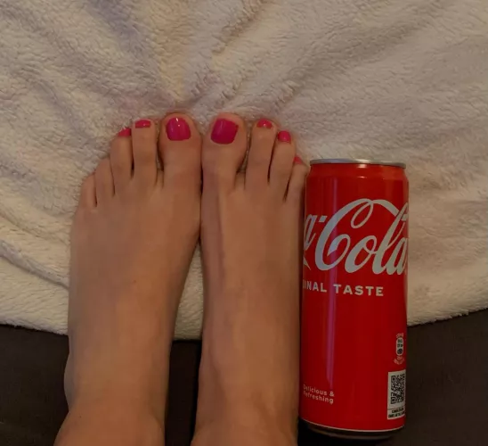 Would rather have something else in between them😏