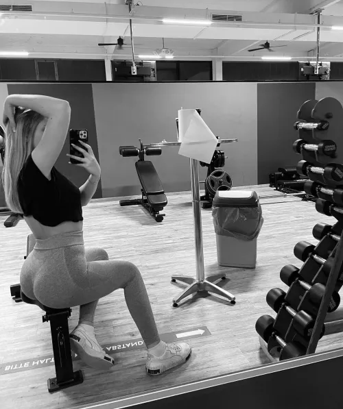 you'll get a reward if you're bigger than my bf