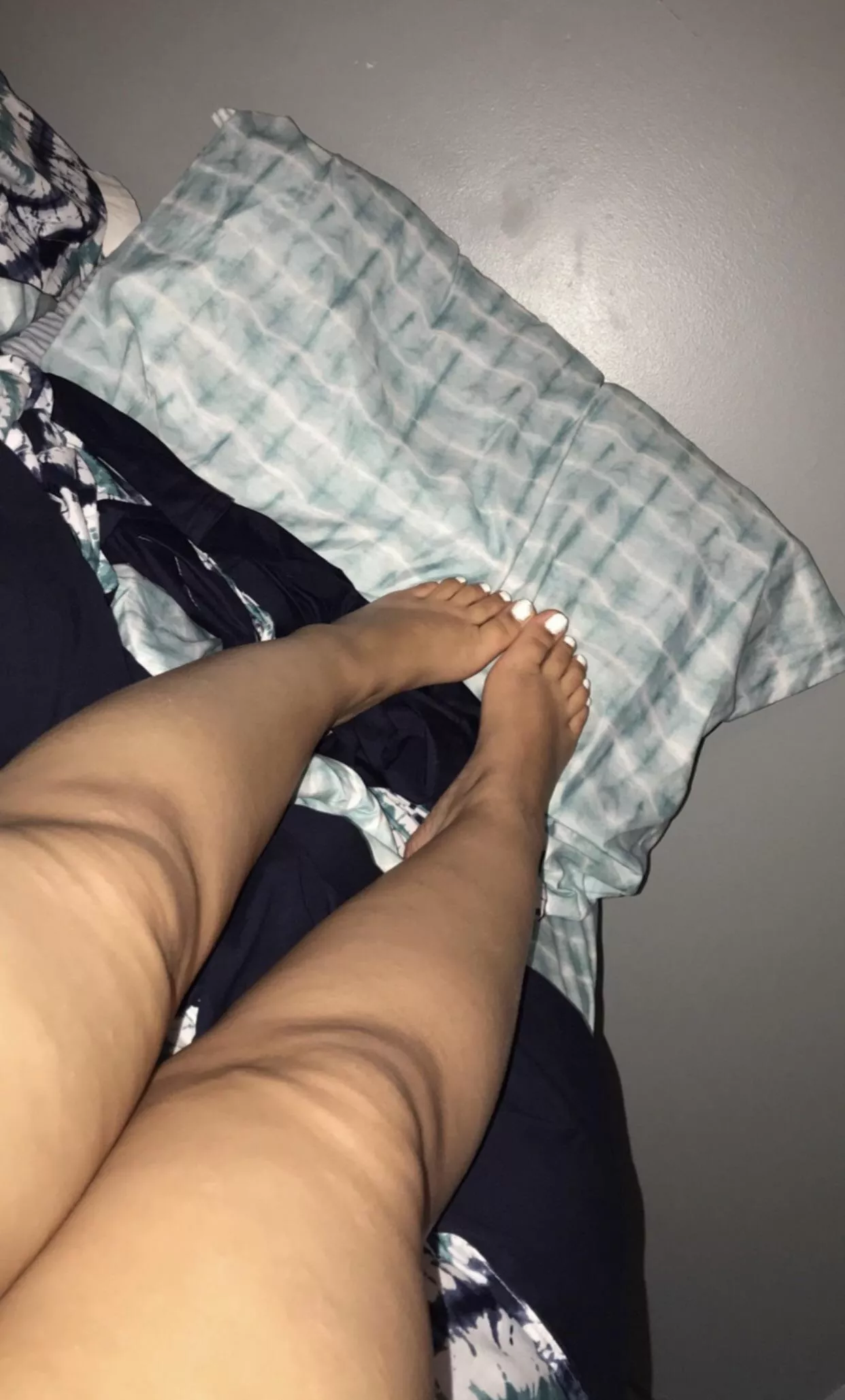 18yr Dominican feet