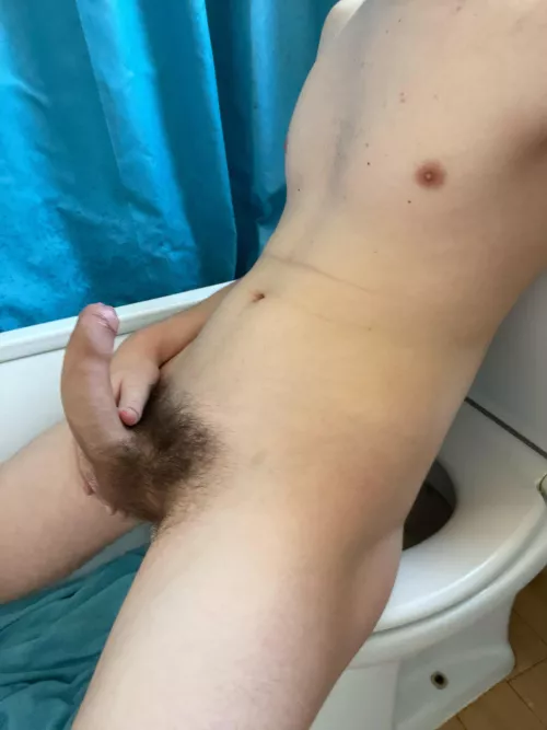19 M uk. Into anything. Hmu to trade @worship_god23