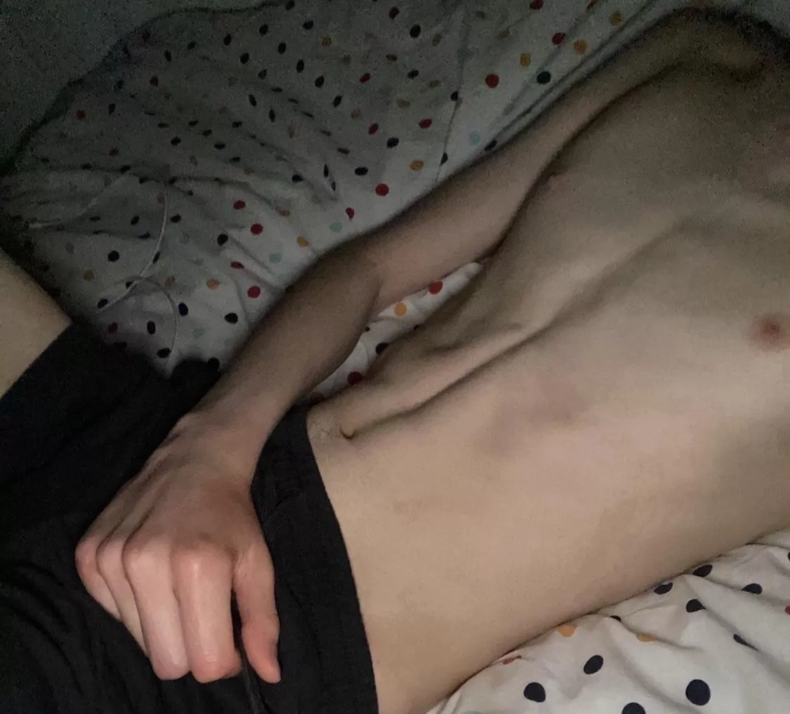 24 M for hairy and hung