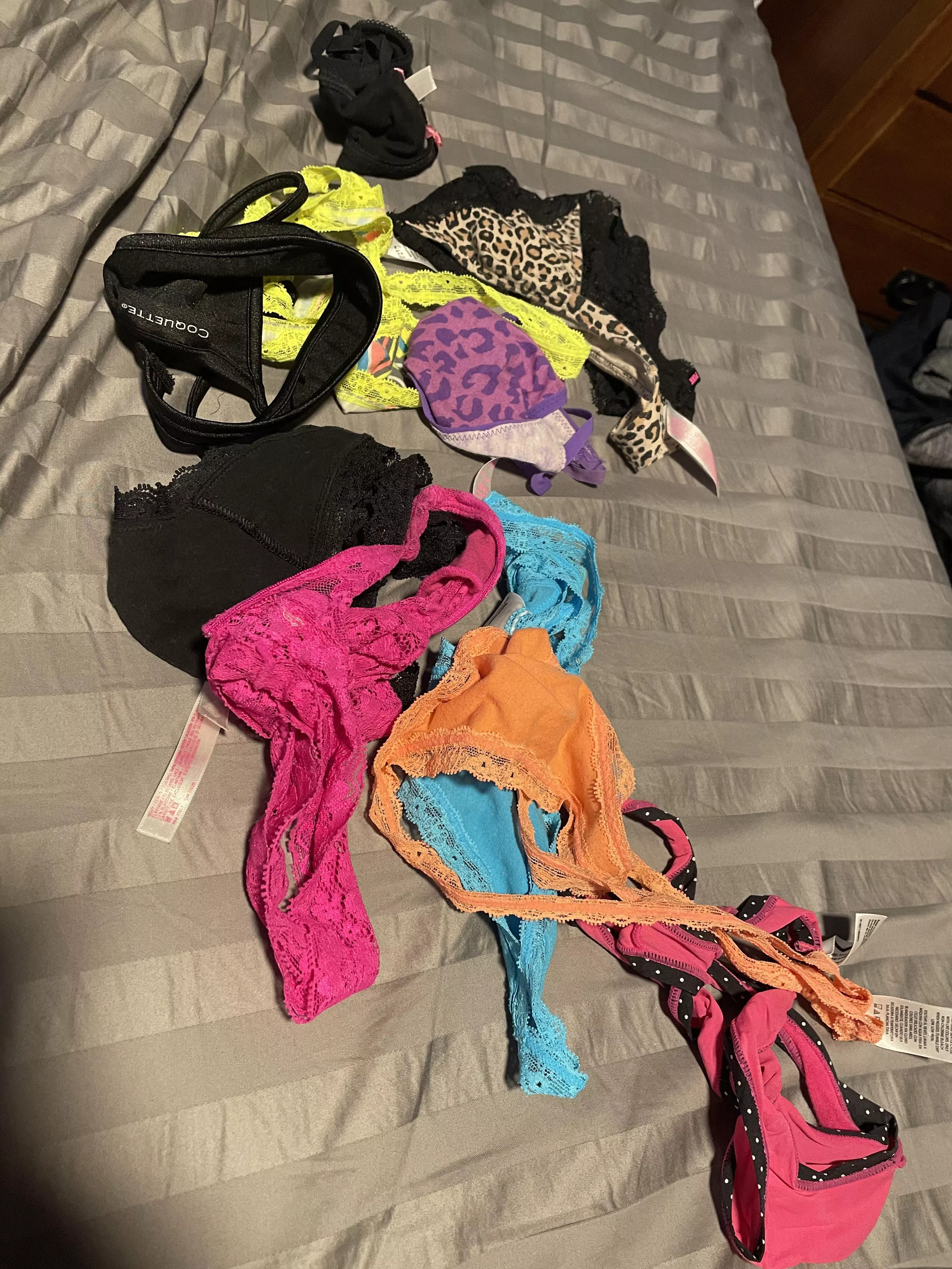 36mwmUSA. Trying on my wife’s thongs. Care to join? Skype?