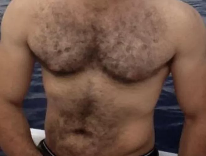 40m hairyhairy11 add w pic