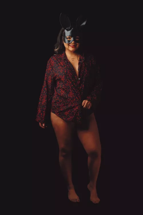 After A Very Sexy Photoshoot, Decided To Keep This On For Bed. Who Wants To Join Me?