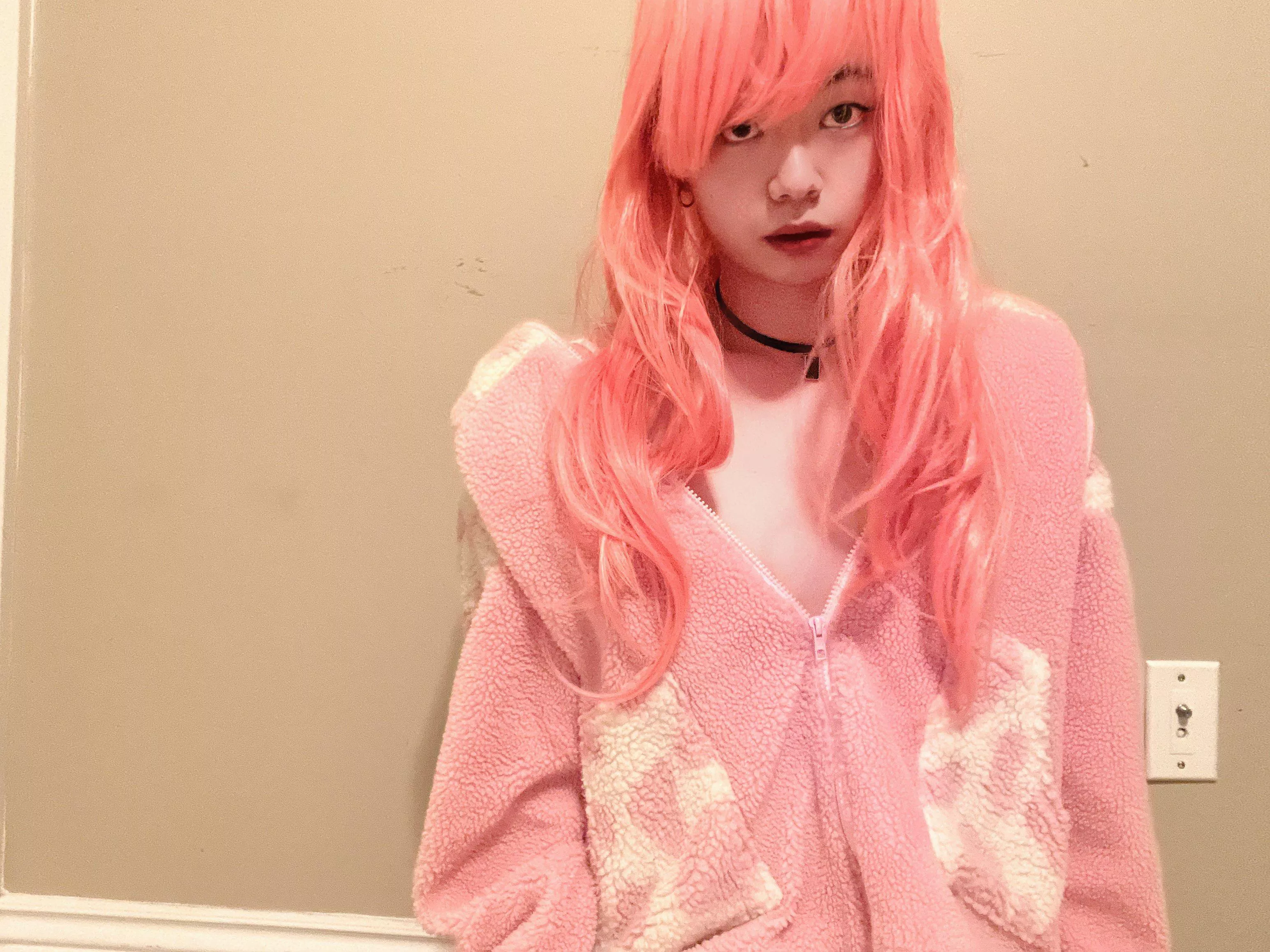Am I cute in pink? :3