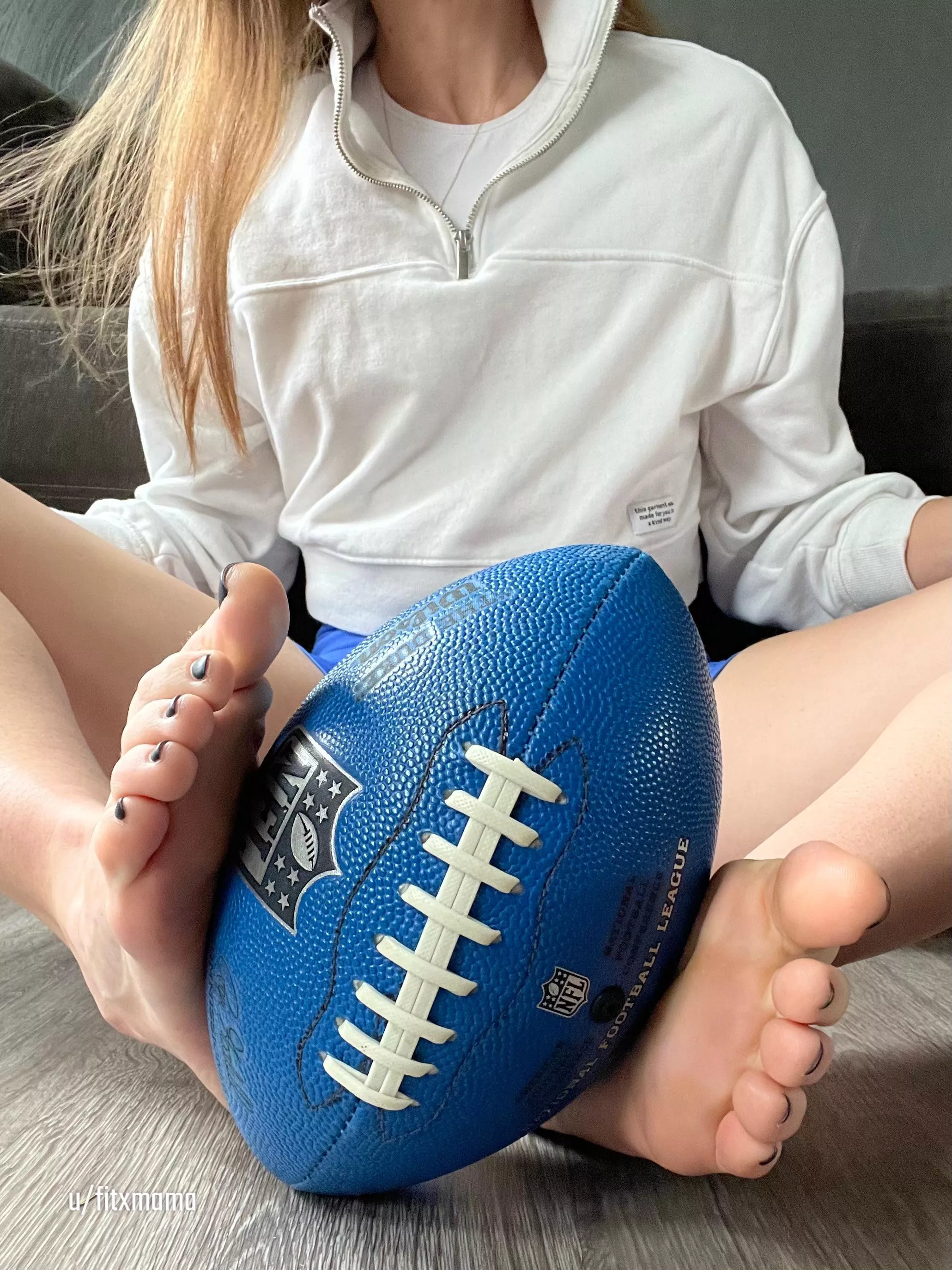 can my feet fill your football void?