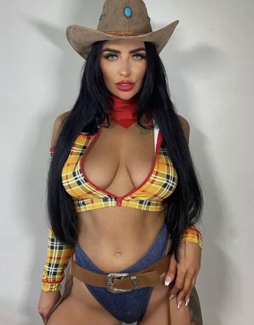 Can you guess who I am? 😉