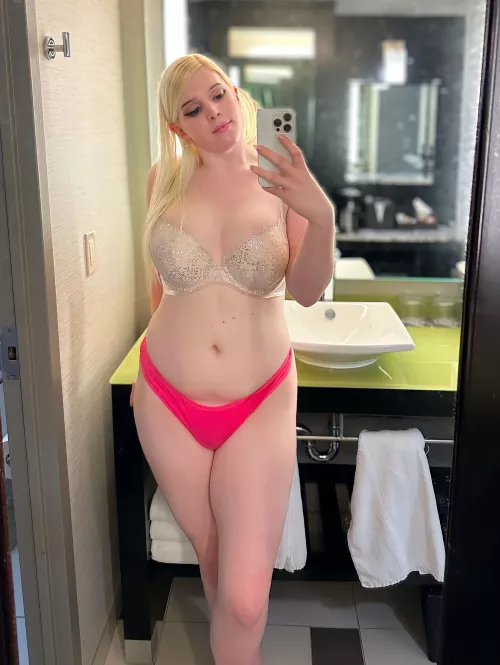 Chubby femboy appreciation 💖