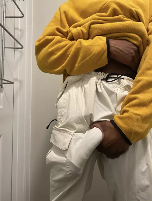 Does white make my dick look fat?