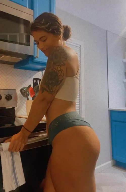 F23 😊WIFE MATERIAL😊