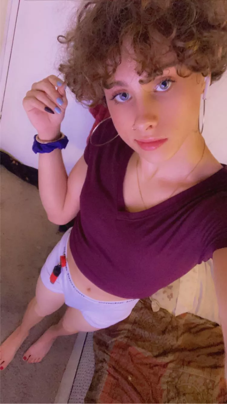 Feminine enough? 😚