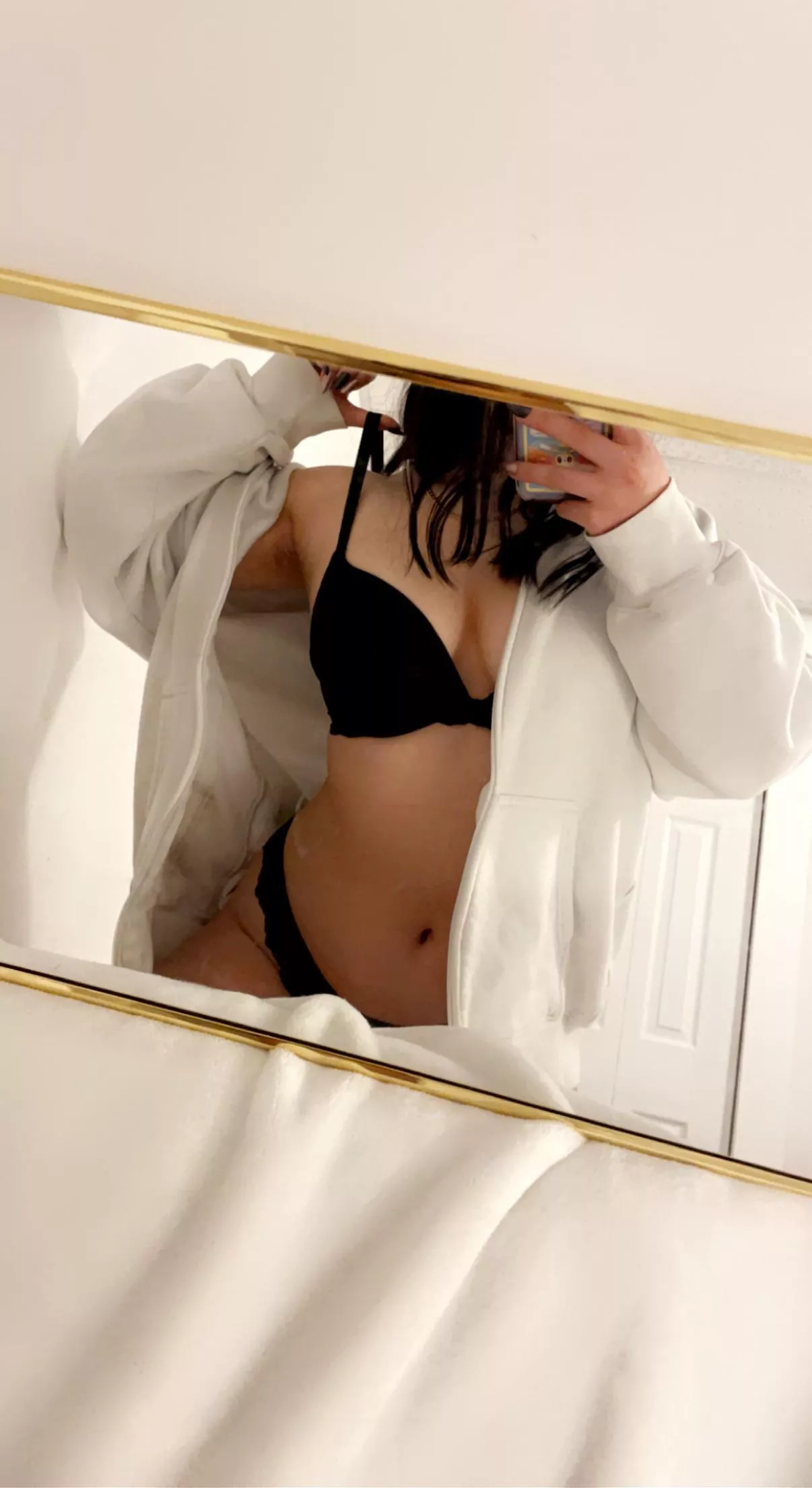 help me take my bra off ;)